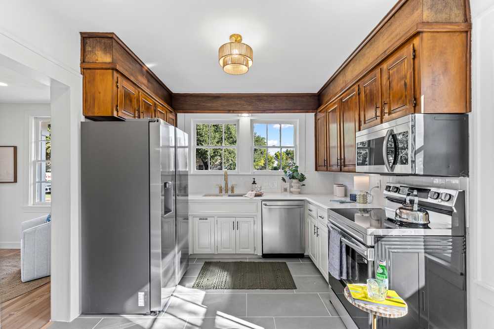 Kitchen refresh - original woodgrain cabinets